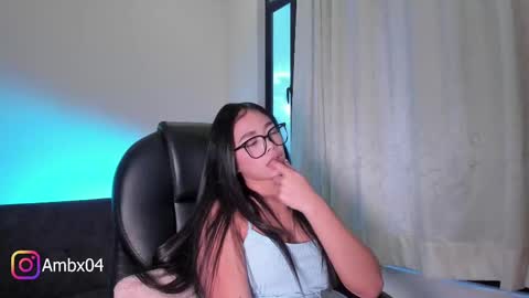 Snapshot of ambermiller04 chatting on September 18, 10:52 pm Amber online show from September 18, 10:52 pm