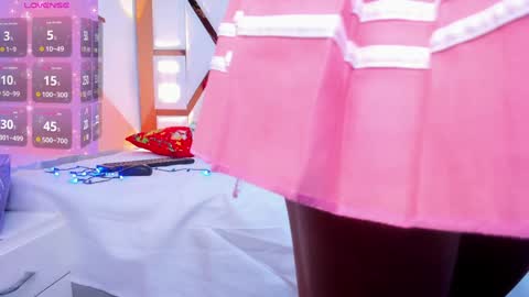 Amber online show from December 13, 6:59 pm