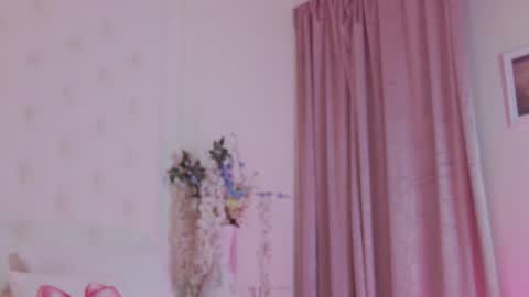 Amberseyes online show from February 15, 6:49 am