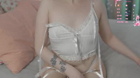 Amber online show from January 5, 10:35 pm