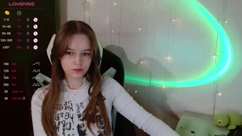 amelia_sweeti online show from December 20, 9:41 pm