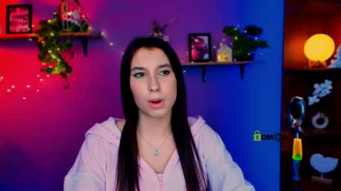 ameliaa_sweet online show from April 15, 11:22 am