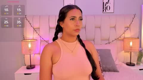 Amelie online show from December 3, 2:52 pm