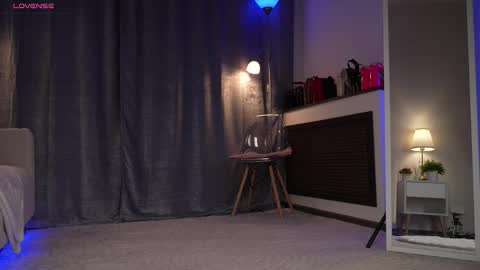 Snapshot of amelyxxx chatting on October 23, 2:06 am Amy online show from October 23, 2:06 am