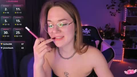 Snapshot of ami_amour_ chatting on December 15, 6:26 pm Hi-hi I am Kate welcome to my sexy room online show from December 15, 6:26 pm