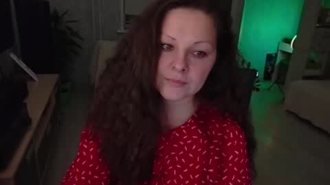 Mila online show from November 6, 6:14 pm