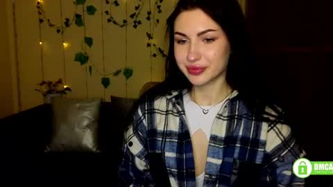 Amina online show from March 29, 11:20 am