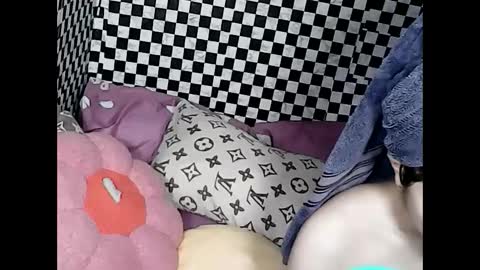 Ashly online show from December 8, 11:14 am