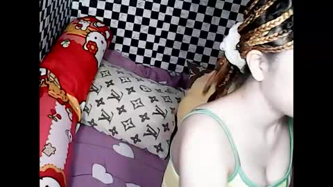 Ashly online show from December 8, 10:47 pm