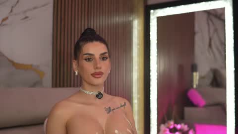Amy Blair online show from June 11, 4:04 pm