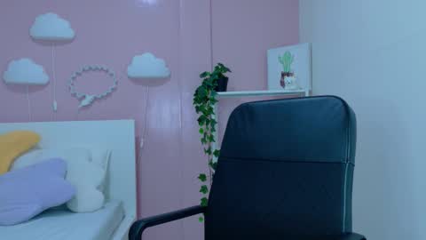 A M M Y  online show from February 13, 2:30 pm