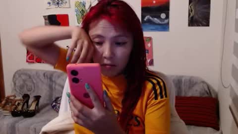 yisel online show from September 10, 2:33 am