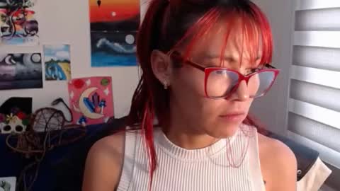 yisel online show from November 12, 6:39 pm