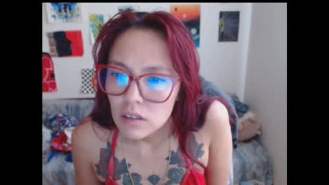 yisel online show from February 13, 5:33 pm