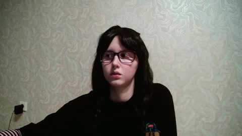 Amomira online show from February 18, 1:22 pm