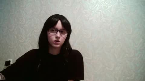 Amomira honeyx online show from April 9, 8:42 am