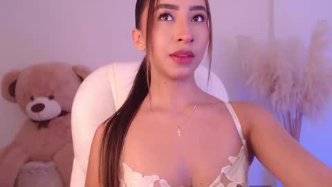 Sophi online show from November 19, 11:54 am