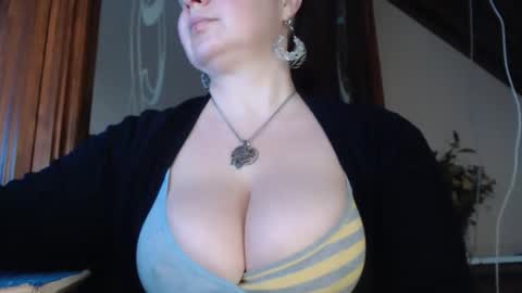 amorelara online show from January 27, 7:24 am