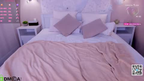 AmyGMT 2 Mon-Sun  0300am-0900am  online show from October 31, 10:41 am