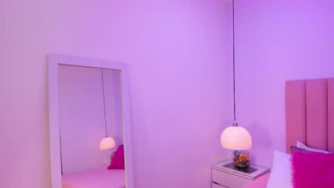 Aleja   online show from October 22, 3:00 am