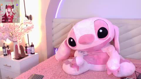 Amy online show from April 15, 9:48 pm