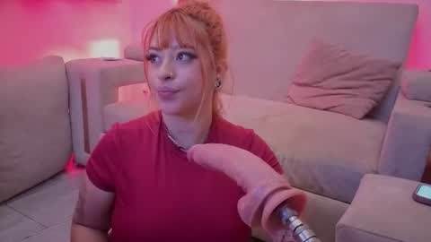 Little Slut Nicolee online show from June 27, 2:12 am