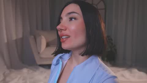 Amy Armstrong online show from March 25, 12:27 am