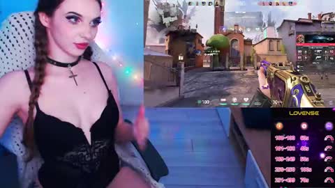 Snapshot of amyboop_ chatting on March 6, 7:21 pm Amy is here  my telegram chanel -  online show from March 6, 7:21 pm