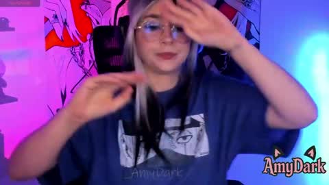 Amy online show from April 18, 1:08 am