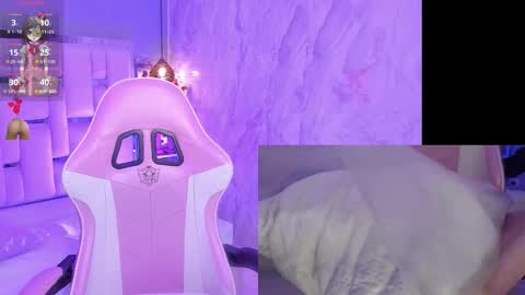 amyevan_ online show from January 15, 10:05 pm