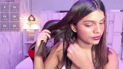 amyevan_ online show from October 22, 9:53 pm