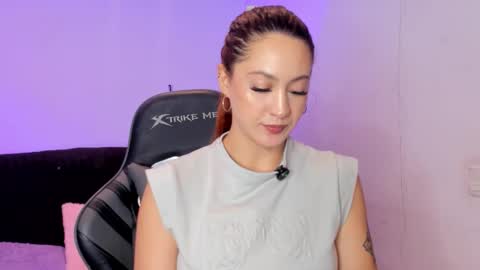 Amy online show from March 21, 11:10 pm