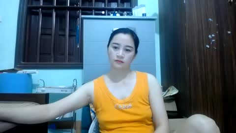 an_naughty online show from August 9, 10:30 am