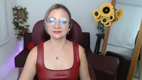  Ana  online show from June 10, 11:25 pm