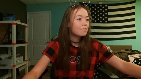 Anabelleleigh online show from December 18, 1:56 pm