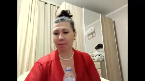 ANABELLOVEE online show from December 16, 8:15 pm