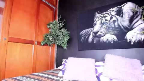 Anahi online show from February 20, 2:51 am