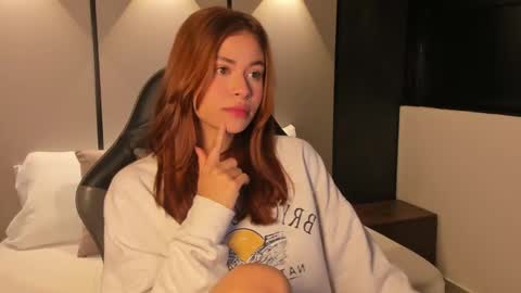 A N A H I online show from September 25, 1:10 pm