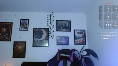      help me to get 100 thumps up  online show from November 12, 4:54 am