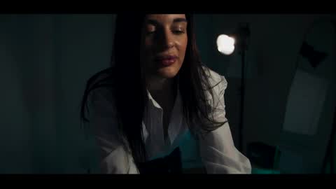 Ana online show from April 8, 8:55 pm