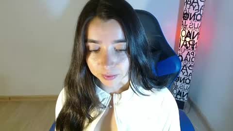 ana 3 online show from April 19, 2:22 am