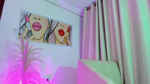 Ana online show from April 16, 9:50 pm