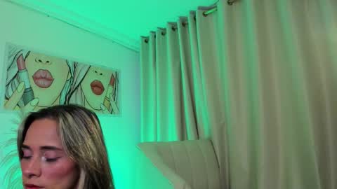 Ana online show from November 12, 8:07 pm