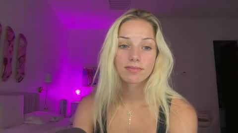 Andiee online show from July 30, 2:12 am