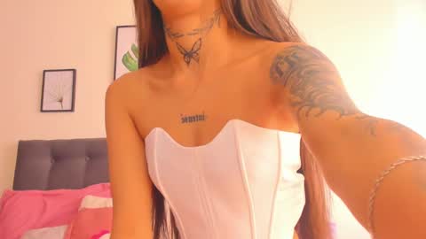 Andrea  online show from January 18, 1:29 pm