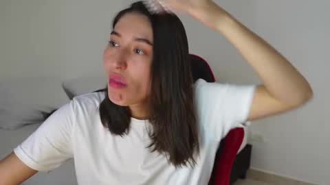 Andrea online show from February 2, 6:18 pm