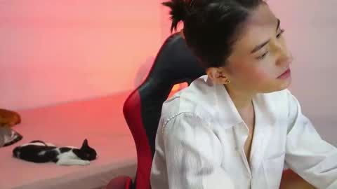 Andrea online show from November 10, 1:11 am