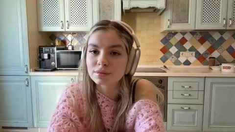 Mia or just MI online show from March 19, 8:40 am