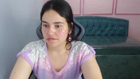 Snapshot of andrelica22_t chatting on October 3, 9:31 pm ANDREA online show from October 3, 9:31 pm