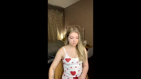 Grace online show from April 16, 1:06 am